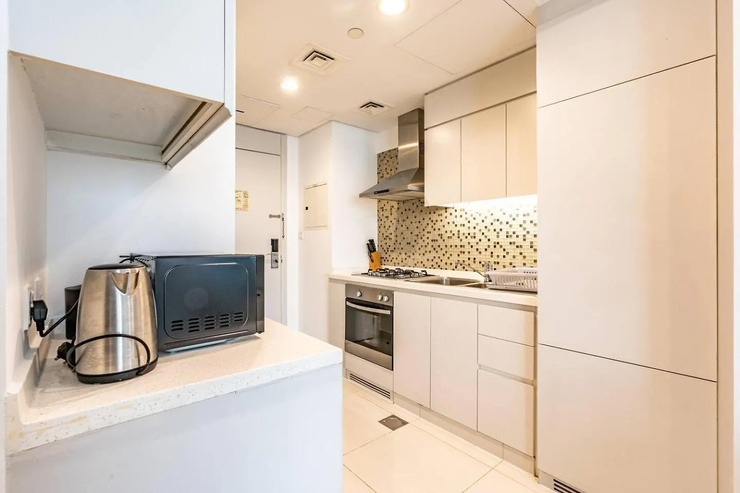 Stylish Cozy Studio The Voleo Dubai Apartment